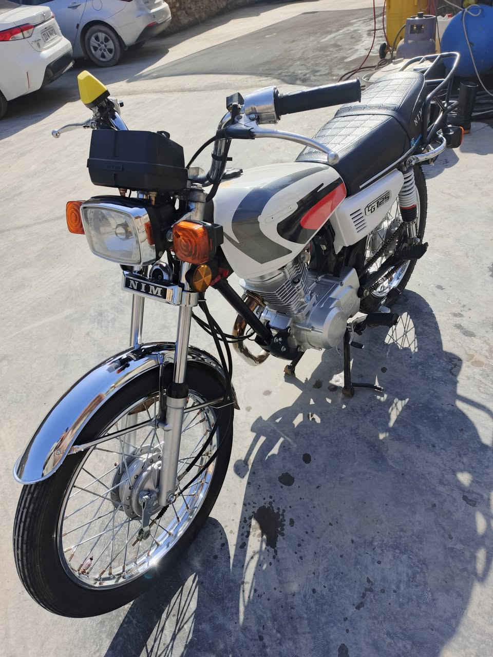 دراجه نامه متياز 25
كهربيات كلها شغاله
محرك برغي ماملعوب بي
سعر 600وبيها مجال المكان بعقوبه خريسان رقم تلفون ***********
