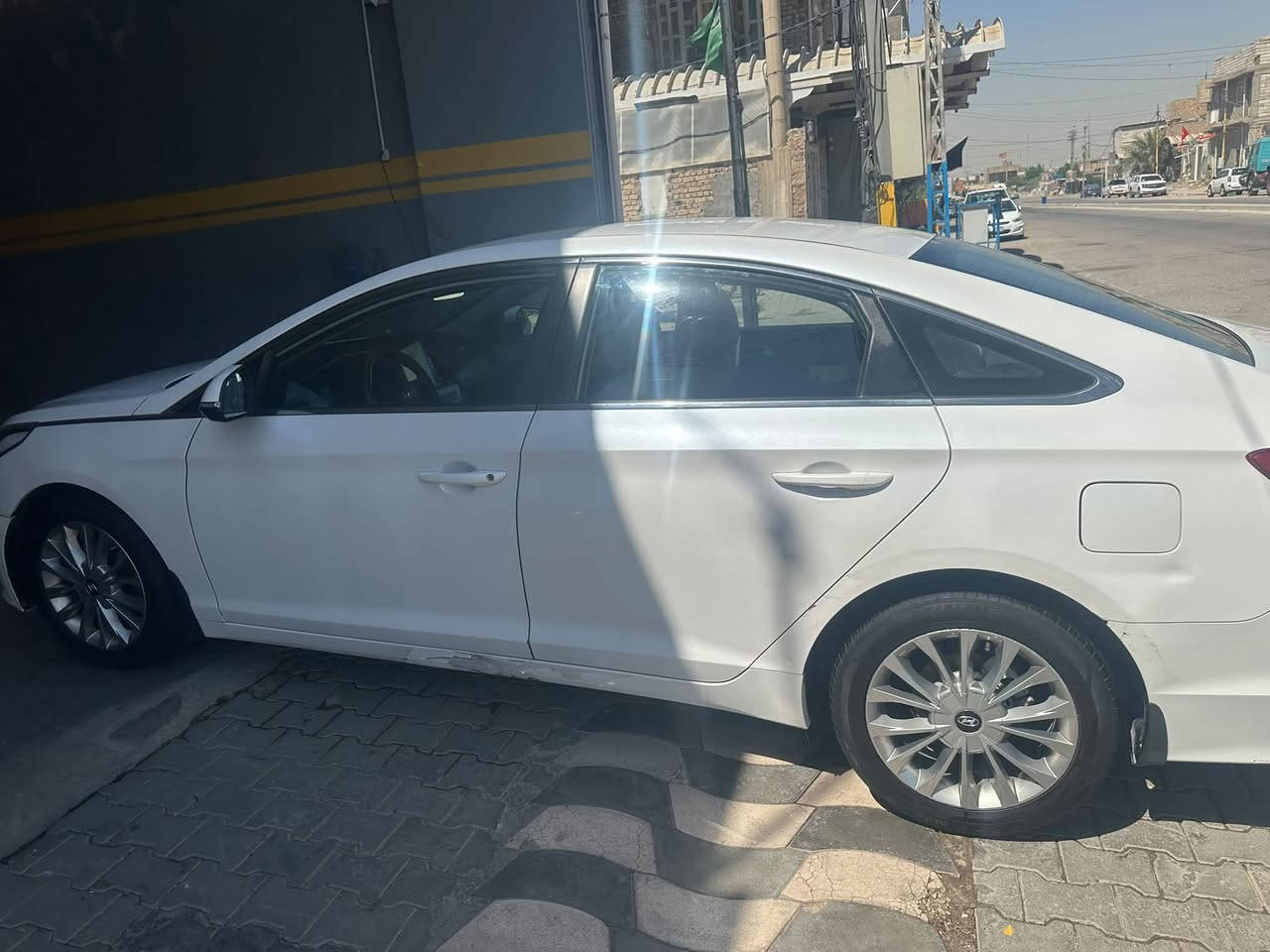 سوناتا خليجي موديل 2015 
محرك ٢٤٠٠ دوش تريد مداور تريد تحويل 
السيارة بدون حادث دحجات بالهلال الجاملغ الخلفي صبغ بالجاملغ الامامي صبغ والسونار موضح كل الامور السعر ١٢٥ 
شوف الصور والسونار ومن تقتنع اتصل مكان السيارة نجف
+964 770 427 0117


**إذا كنت صاحب هذا الإعلان وتريد حذفه لأي سبب، رجاءا أرسل رسالة إلى الدعم الفني**