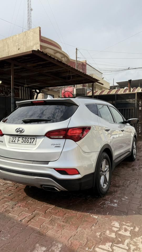 للبيع هيونداي سنتافي  امريكي
فوول 1/1 
موديل♦️ ٢٠١٨

رقم  اربيل تحويل  او  وكالة  

مواصفات  
♦️_حجم محرك 4سلندر  2400 
♦️_تحكم ستيرن 
♦️_كروز سرعه  
♦️_كامرة 360 درجة  بلاد 
♦️- حساسات خلفيه + حساسات  امامي 
♦️_ اشارة ترحيب 
♦️_يدات نيكل 
♦️_لد أمامي + لد خلفي  
♦️_كشنات جلد بلادي 
♦️_بصمه تشغيل +بصمه ابواب + صندوق  
♦️_كشنات كهرباء عدد 2 
♦️_انظمه قيادة عدد 3 
♦️_ قطعتين تبريد 
♦️_ 5 راكب 
♦️_قمارة بانوراما  
♦️_بردات  جانبية للجهة الخلفية  
♦️_حاكيه +بلوتوث  
♦️_ويل حجم ١٩ 
♦️-منفذ يو اس بي امامي وخلفي  
♦️- فور ويل  
♦️ درايف مود  
♦️-كراسي الاماميه تدفئه تبريد 
♦️-كراسي خلفية تدفئة 
♦️- نظام تزحلق يو بي اس  
♦️- نظام نزول منحدرات  
♦️- نظام تحكم بلمقود سبوت او عادي او رياضي  
♦️- منظومة زنون كامله الايت عالي ناصي + بلاجكتورات 
وبعد بيها كومة مواصفات  
السيارة نظيفة وادامة دورية

✨ _ضربته  بنيد  فقط   
السعر 185 وبيها مجال بسيط 
للاستفسار التواصل على الرقم
***********
