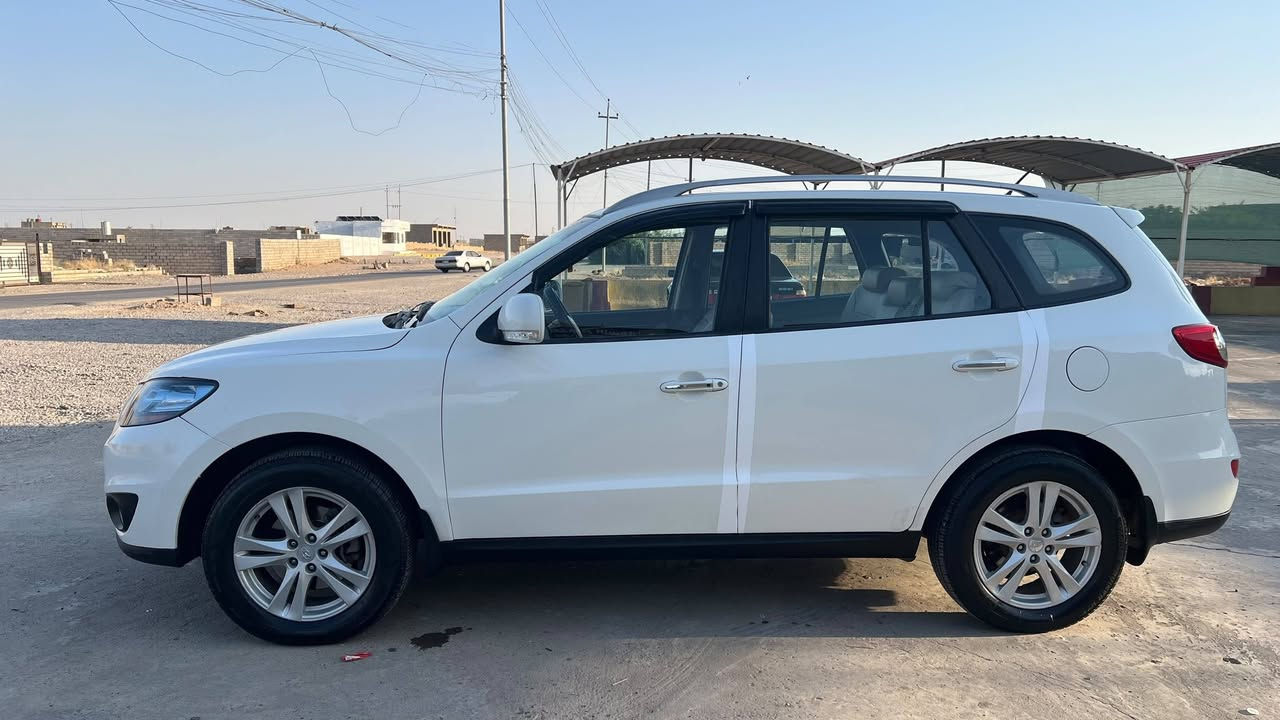 السلام عليكم 
سنتافي ٢٠١١
رقم بغداد 
الشرعي بالشرقاط
شرط التحويل
سياره فول الفول
طخم تاير جديد
صدر خلفي امامي جديد
كهربائيات كلها شغاله فول مواصفات
بصمه
فتحة سقف
٧ راكب
تبريد ثلث قطع
محرك 3500 مشدود جديد كصه قبل شهر
كشن جلد 
كشن كهرباء
بصمة تشغيل 
بصمة ابواب 
كامرا
مرايات شفط
العنوان الشرقاط
االسعر 138
جاملغ الامامي الايمن صبغ وهلال جاملغ الخلفي صبغ

الرقم الهاتف ***********
