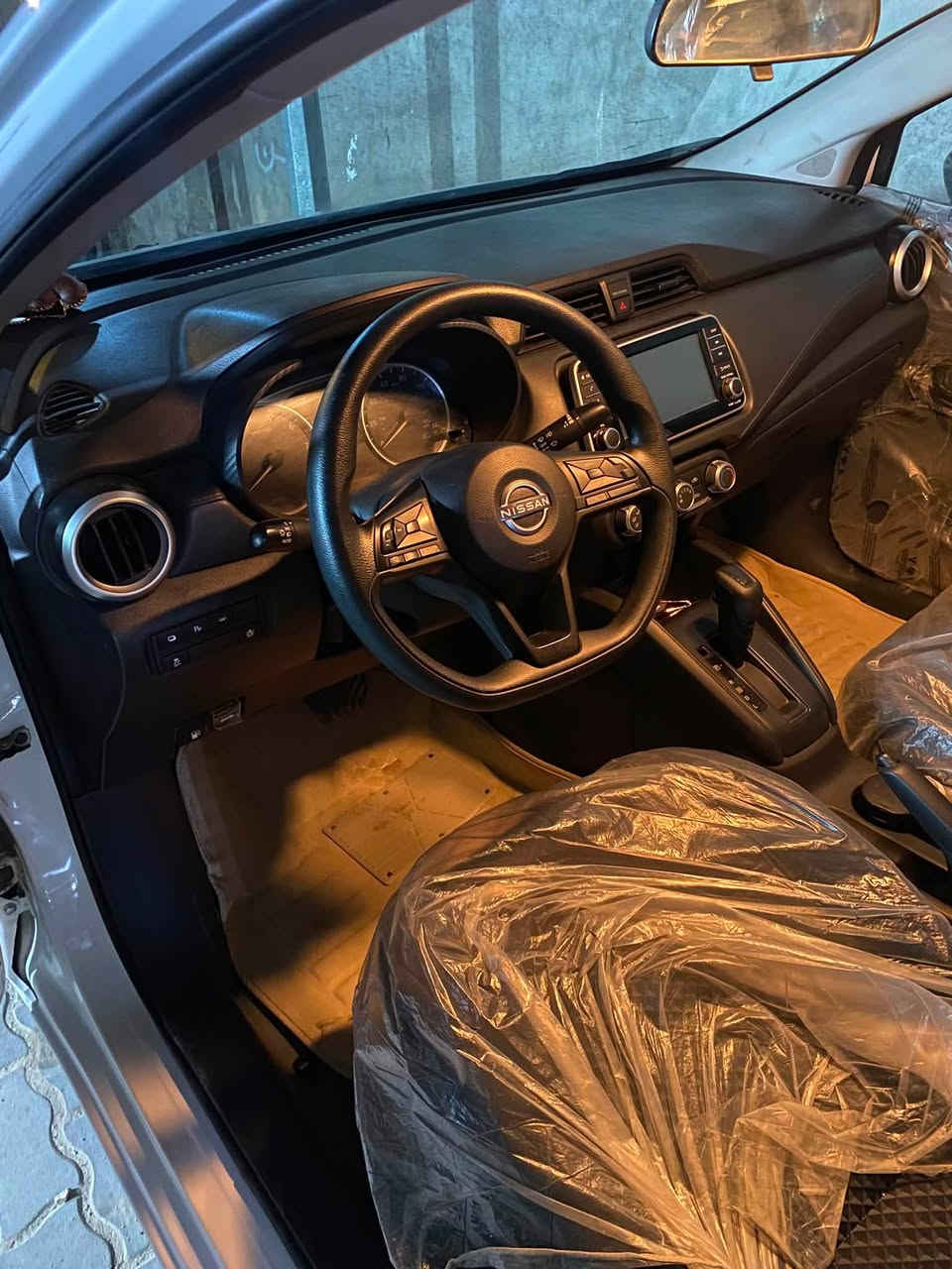 فيرسا 2024ماشيه 17الف بسمي سنويه لل29 حادثه بابين تبديل من امريكا وتعديل مدكر بدون دواخل  بجم كبس سياره  بلكارتون 
مواصفاته 
8ايرباكات
مثبت سرعه 
رادار امامي وخلفي
تحديد مسار 
بريك تلقائي
وبعد بيه مواصفات.. مكان السياره البصره للبيع او مراوس بسياره اقل السعر 129وبيه مجال
للاستفسار ***********
