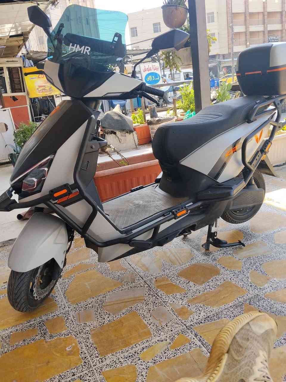 للبيع دراجه شحن زيرو مستلمه عل ماستر سعر مليون وميه دراجه الله شاهد جديده  ***********

