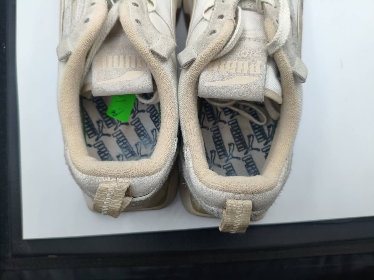 👟 PUMA ORIGINAL
السعر 35000

✔️ حذاء PUMA أصلي

✔️ بطانة داخلية ناعمة لراحة القدم
✔️ صناعة Vietnam
✔️ المقاس: EU 43 | US 10 | 28 cm

📞 للتواصل: الاتصال على الرقم *********** أو على الواتساب

🚚 متوفرة خدمة توصيل لبغداد وكل المحافظات
👇👇
tiktok.com/@almusawi.brand
3019
