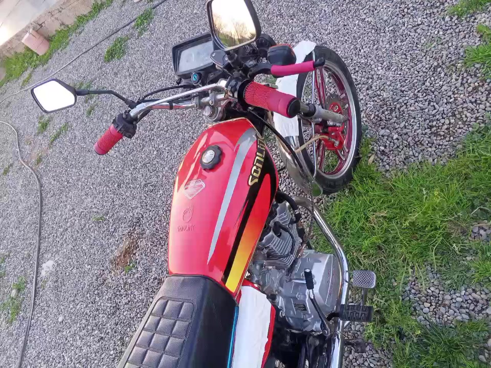 موطور للبيع موديل 23 محرك مامفتوح
كهربائيات شغاله نضافه فول رزانه 
السعر 525 بي مجال قليل 
اتصل ودلل ***********
