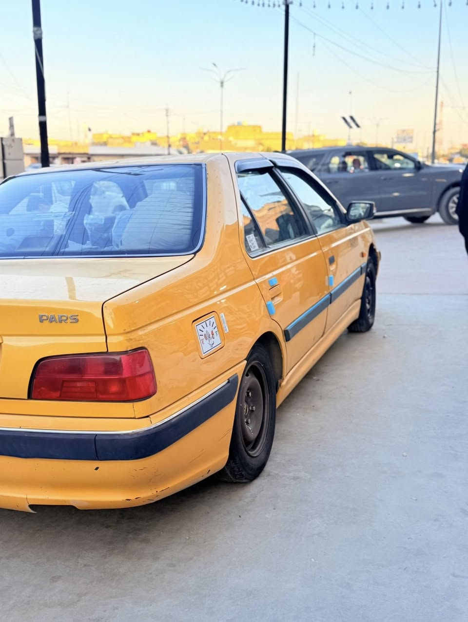 السلام عليكم 
بيجو بارص موديل 2016
بيها بنيد مبدل فقط 
السياره كلش نضيفه
تبريد خير من الله
تخم تاير نضيف
مابيها اي نقص 
السعر 47 ورقة وبيها مجال بسيط
عنواني بغداد البنوك 
***********
