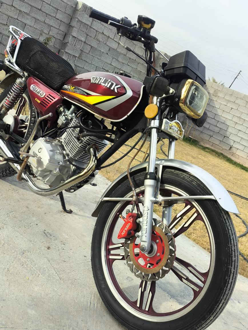 الاتصال على الرقم ***********
نوع الدراجة _ سولنك ايراني  
الموديل. _2023 مع أوراق الدراجة الأصلية
السعر _ 600 بيها مجال قليل 
المحرك _  نشط مكفول ممفتوح ولا داخل تصليح  وتكدر تفحص بالمكان اليعجبك
تايرات زوج جدد 
نقوصات الدراجة شيء بسيط فقط باتري   اشاير هورن مري ملاحظات بسيطه الدراجه مال جناي بغداد, العراق
