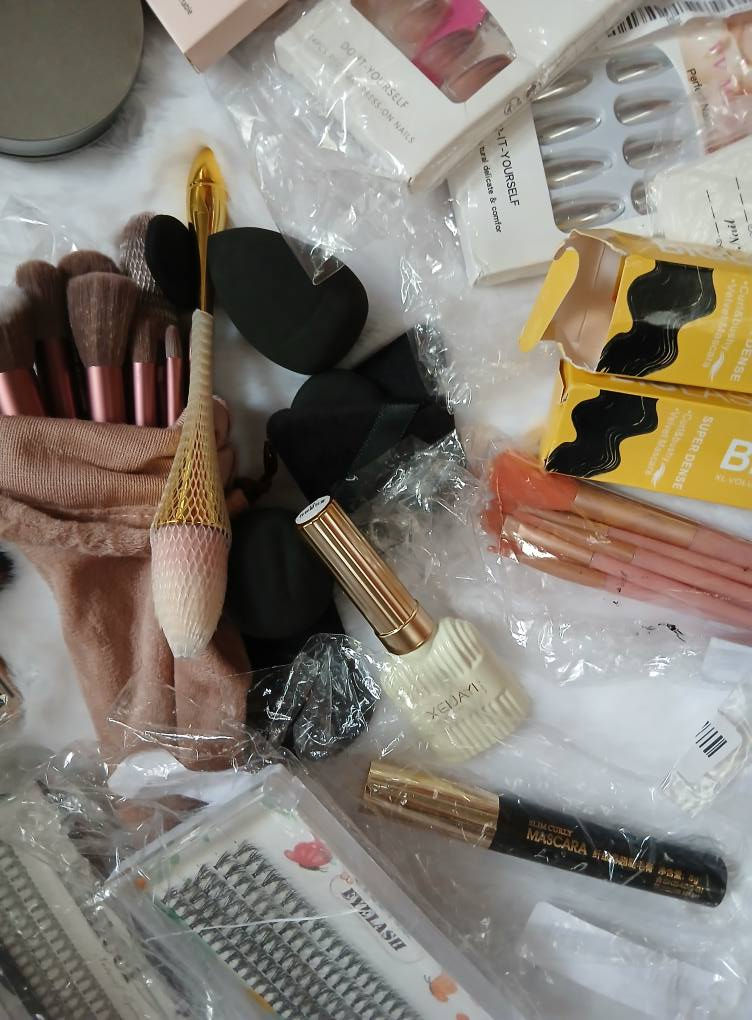 مجموعة كلهن ٢٥ الف مع التوصيل.تواصل ع خاص


**إذا كنت صاحب هذا الإعلان وتريد حذفه لأي سبب، رجاءا أرسل رسالة إلى الدعم الفني**