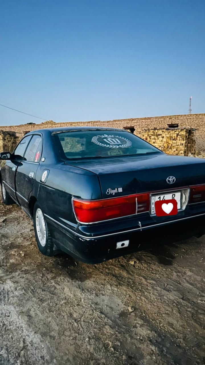 سلا عليكم سياره كراون بطه مديد الفيني 2000    بافي تفأصيل نتصال  📞***********📞

