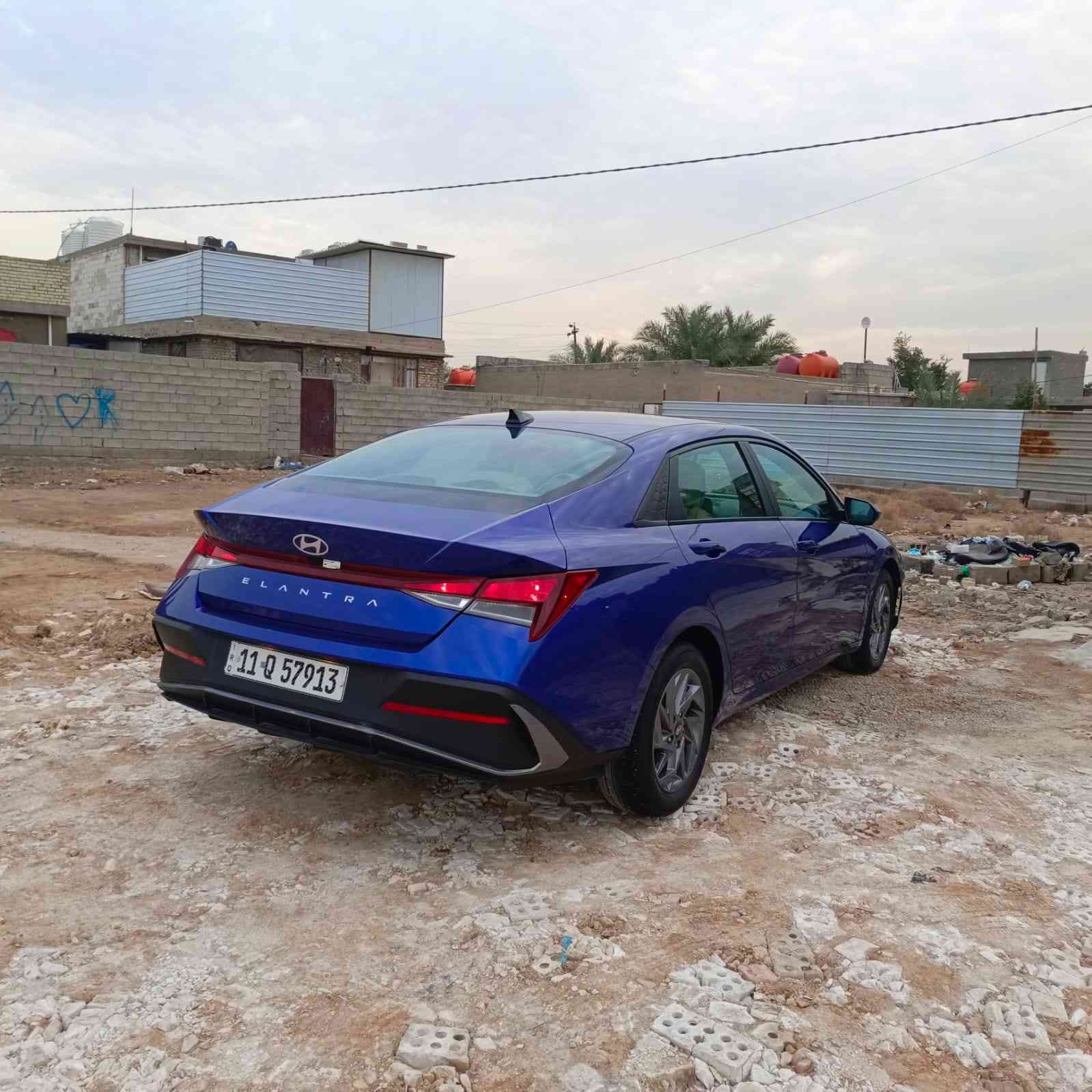 البيع فقط بل اقساط المشتري فقط من سكنة بغداد 

المقدمه 75 ورقه.    القسط الشهري 3 اوراق 

هونداي النترا موديل 2024 وارد أمريكي حادثهه فقط جاملق و بنيد 

باقي السياره كلهه ليبل واحد السياره مكفوله من الضربه و الصبغ و التبديل و الشخط 

حجم المكينه 2000 دوش المرغوب 
.
كير مكينه مكفول صدر أمامي و خلفي جديد تخم تاير جديد تدفئة و تبريد ثلج ماشيه 20 كم 

المواصفات/// تحكم ستيرن جهتين///بصمة تشغيل ///بصمة أبواب 

تشغيل عن بعد/// إشارة ترحيب//// اناره داخليه //

لد نهاري أمامي و خلفي///// نضام توقف ذاتي ////مانع انزلاق 

نضام سبورت ///نضام ايكو ///حساسات خلفيه/////// كامره دواره كروز سرعه ////انضمه قياده/// نقطه عمياء/// رادار امامي و خلفي

 قياده ذاتيه/// شاشه دجتيل 

السياره بسمي رقم بغداد الجديد هزه جديده السنويه ل 2030

تحويل مباشر 

العنوان بغداد الرستميه 

للإستفسار ***********    ////////////***********

كل تفاصيل السياره بل منشور سونار و صور الحادث 

الشراي يتصل و يدلل
