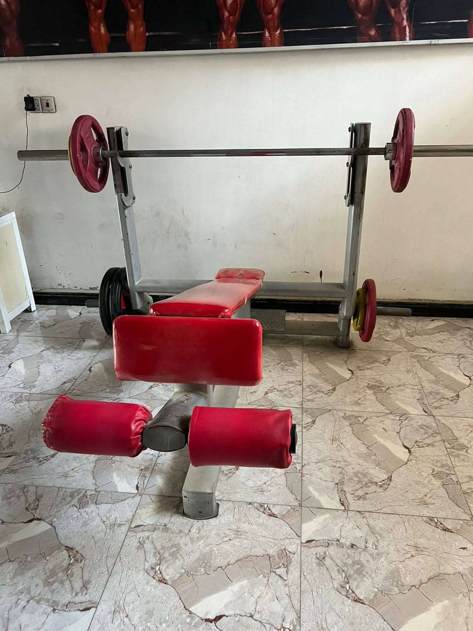 بنج على مستوى اسفل قطعه. ١٠٠ دولار
عنوان الديوانية *********** مخزن البزوني يوجد توصيل
