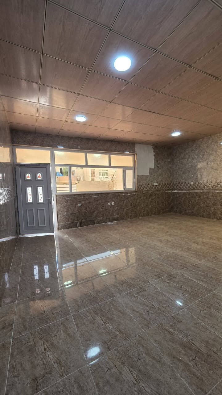 #خانوو_بۆ  فرۆشتن

🏠 خانوو  (بۆ فرۆشتن )لە5 حەسارۆك  نزیک مزگەوتی خطیب
🔹 ڕووبەری 125مەتر زۆرپاک و خاوێنە                     ‌                                   # نزیک شەقامی 120مەتری
🔹 2 طابق + بـەیـتـوونـە
🔹 3 ژووری نووستن 
🔹 مطبخ + مطبخ عمل
🔹  2 ھۆڵ 
ڕوو قیبلەیە
📞 ***********        

🔹 بۆزانینی نرخ 1 بنووسە یان پەیوەندی بکە
▫️▫️▫️▫️▫️▫️▫️▫️▫️▫️▫️▫️▫️▫️▫️▫️

🏠 بیت (  للبیع   ) في 5 حساروك  
🔹 مساحة 125متر قریب شارع 120متری
🔹 البیت نظیف قریب جامع خطیب
🔹 طابقین + بیتوونە
🔹 3غرفە نوم 
🔹 2 صالة
🔹 مطبخ + مطبخ عمل
اتجاە قیبلە
📞  ***********        

🔹 لمعرفە سعر اکتب رقم ۱ او اتصل
▫️▫️▫️▫️▫️▫️▫️▫️▫️▫️▫️▫️▫️▫️▫️▫️
✰ ئەگەر موڵکەکانتان دەفرۆشن وێنە و زانیاری بنێرن کڕیارتان بۆ دەدۆزینەوە.
