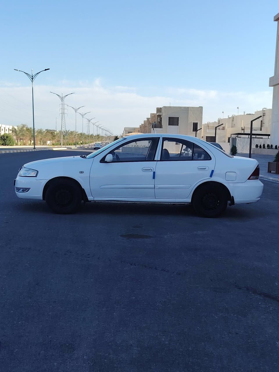 السلام عليكم للبيع بسعر 88 ورقه سني خليجي كوري 2012 لون ابيض بيه 3 قطع وربع صبغ بدون اي داخل باب وجاملغ خلفي والقبغ فقط رش بجم كبس كير اتو جوم اماميه اتو مكينه وكير شرط السياره اذا مو تراي صفر لاتشتري كلش حلوه وناعمه تخم تايرات صدر امامي خلفي جدد تبريد ثلج رقم بغداد انكليزي سنويه جديده تحويل ثاني يوم العنوان تكريت
***********
