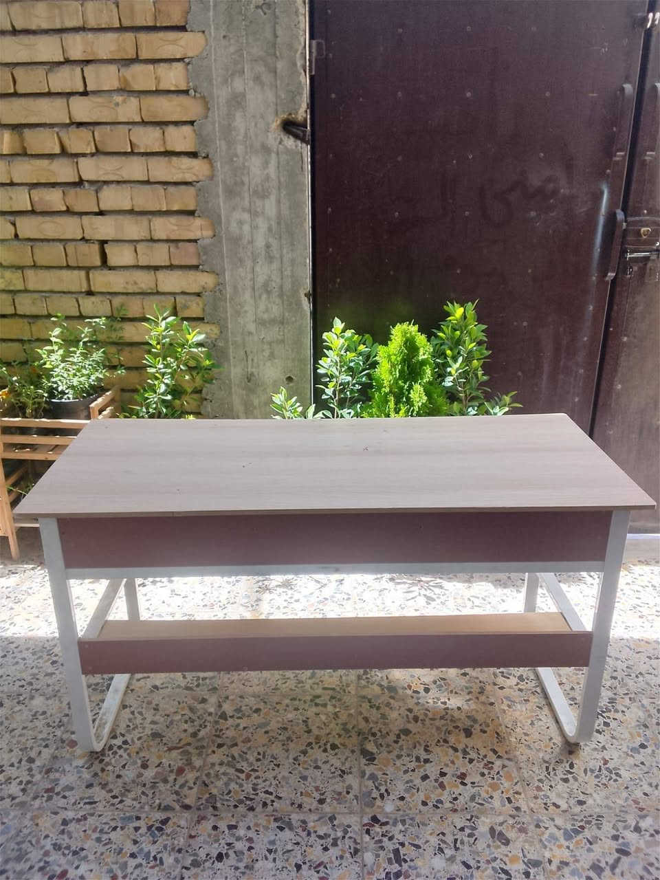 غراض للبيع العنوان بغداد الخطيب الزراعي قرب اسواق تفاحه ***********
