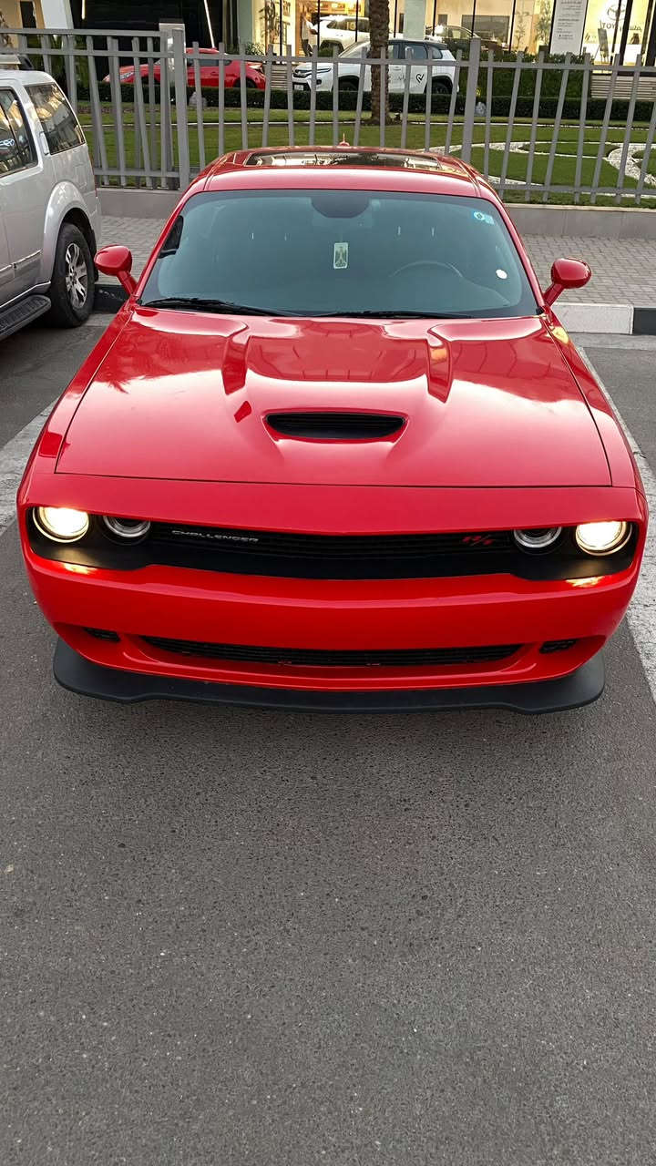 Challenger RT 5700 (2023)
13500 miles ماشية
فتحة سقف (مواصفاتها البقية معروفة)
السيارة بيها جاملغ وبنيد فقط (بدون شواصي ولغد)
ايرباكات كلها سليمة
كير ومحرك مكفولات
رقم بغداد (سنوية جديدة)
مكاني بغداد جهة الكرخ
للتواصل اتصال او واتساب ***********
