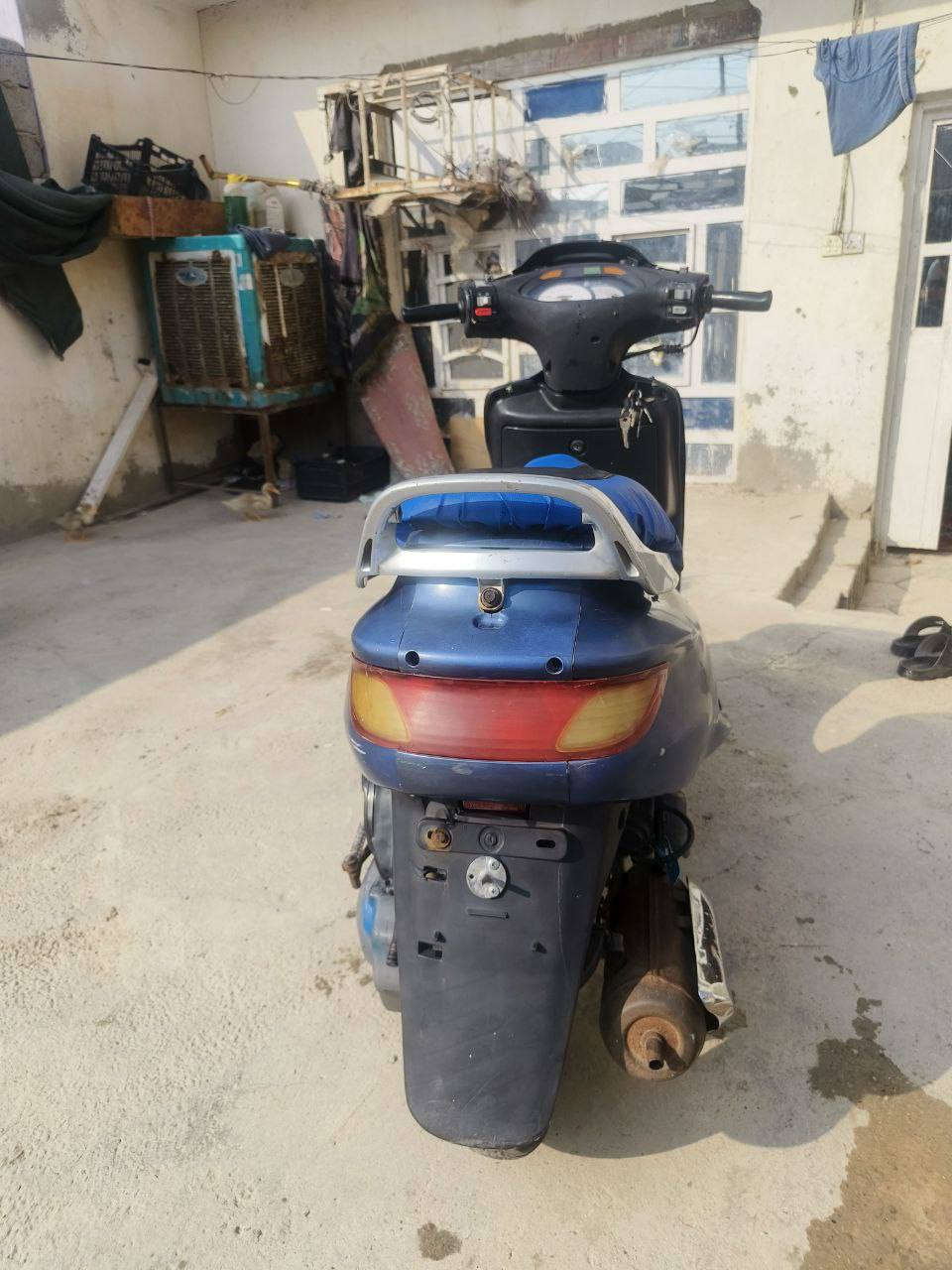 دراجه مال رمبه) 
سلام عليكم دراجه فراشه فحل نكره سلف هندر هورن لايت عالي ناصي بك لايت دراجه برغي ما ناقصهه ((( ما مفتوحه))   
تجي او تفحص وين ما ايعجبك مكاني جلبيه قرب جامع شاكر  
***********        سعرهه 550
