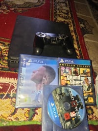 بلاي٤ • مع ٣ ألعاب • مقفل