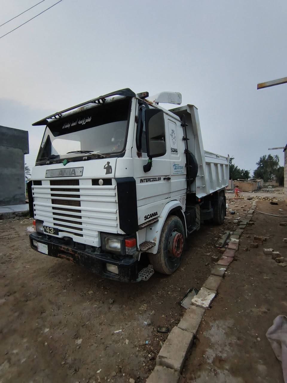 السلام عليكم
سكانيا للبيع ١١٣ مكينه ٨٨ لاصرف ولابخار
كير٣/٣ رقم ديالى بسمي تحويل شاصي مكفول السعر ١٧٥ وبيهه مجال
***********
***********
