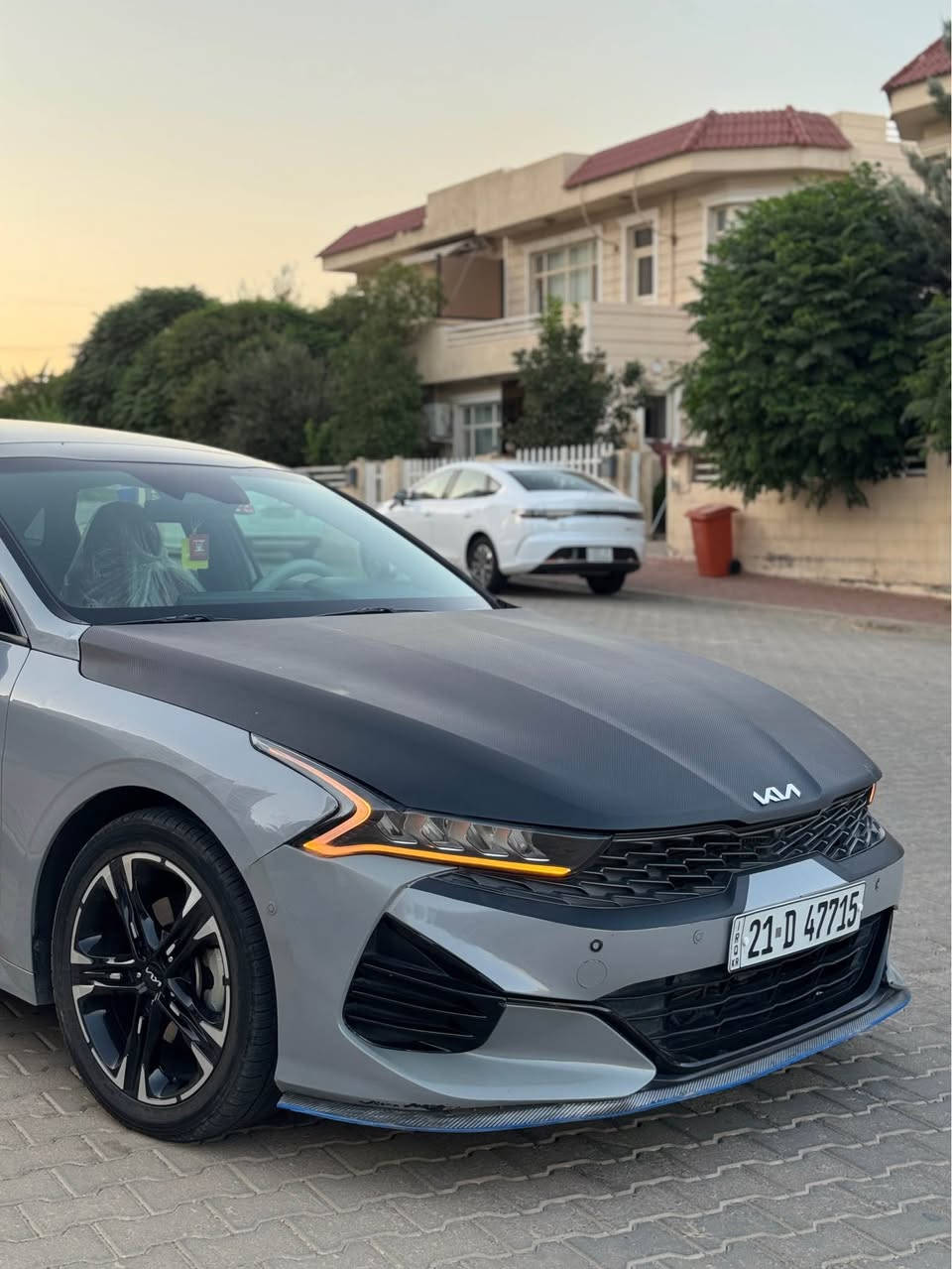 سلام عليكم
Kia k5 gt line 1.6 torbo
275hp
نضام الدفع امامي
موديل 2022

ماشيه 43 الف ميل

فول مواصفات 
بصمه تشغيل 
بصمه دخول بابين ذكيه صندوق ذكي 
بانوراما فتحتين 
رادار امامي 
كامره بالجامه تحديد المسار 
رادارات خلفيه نقاط عمياء 
اشاير بالمري وتدفئه بالمرايه 
6 عدسات اماميه 
لد نهاري برتقالي 🟠
بلوجكترات اماميه 
لد لخلفي مسطره 
ويل حجم 18 
شاشه كبيره تحكمات القياده من داخل الشاشه
كشنات جلد اسود 
كشنات كهرباء 
تدفئة كشنات 
تدفئة ستسرن 
ستيرن حرف D رياضي كاربون 
نفكيشن 
اوتو هولد 
سايد بريك دكمه 
شحن لاسلكي 
مع مخارج شحن جارج فاست تدعم ابل كار بلي واندرويد اوتو مع منافذ شحن خلفيه 
داخل احمربالكامل 

 ***********

السعر185$ وبيه مجال بسيط السليمانية, العراق

