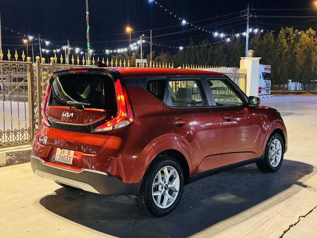 السلام عليكم 
للبيع 
كيا صول موديل23 
رقم بابل الجديد قبل ايام رقمناها
السياره جديده جدا
ماشيه13 الف حقيقي
لا صبغ 
ولا تبديل 
ولا ايرباك
داخل بيجي
كاميرا
شاشه
رادارات
ويل كب 
ضررها فقط بارد
حتى الدعاميه اصايه بيها ليبل 
السياره مال جناي
رقم بابل
مكاني بابل 
***********
