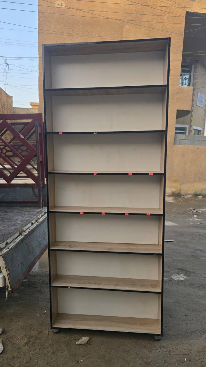 فاترينات للبيع اسعمال قليل جدا مابيهن اي خدش بالفديو موضح شلون جان منصوبات
رفوف عدد ٨
سجج عدد ٥
الجام عدد ٦
المكان بغداد سبع البور
السعر اي قطعه ب ٦٠
للاستفسار الاتصال على الرقم
***********
