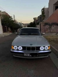 بي  ام دبليو  525i  موديل 1993 گير اوتو ماتيك  تبريد  سلايد  رقم سنوي ...