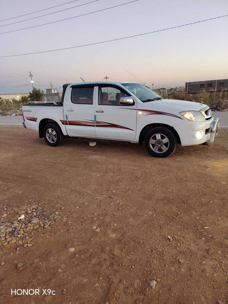 سلام عليكم 
بيكم هايلاكس للبيع موديل 9سياره نضيفه گير اومكينه وكسن وحداديه  تبريد تدفه كفاله رقم قادسيه انگليزي
رقم ***********
