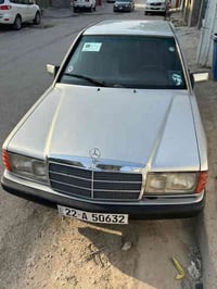 مارسيدس طيارين ١٩٠ موديل ٩٢ رقم شمالي مكينة ٤  مصبوغه للجمالية ..سعر ٦...