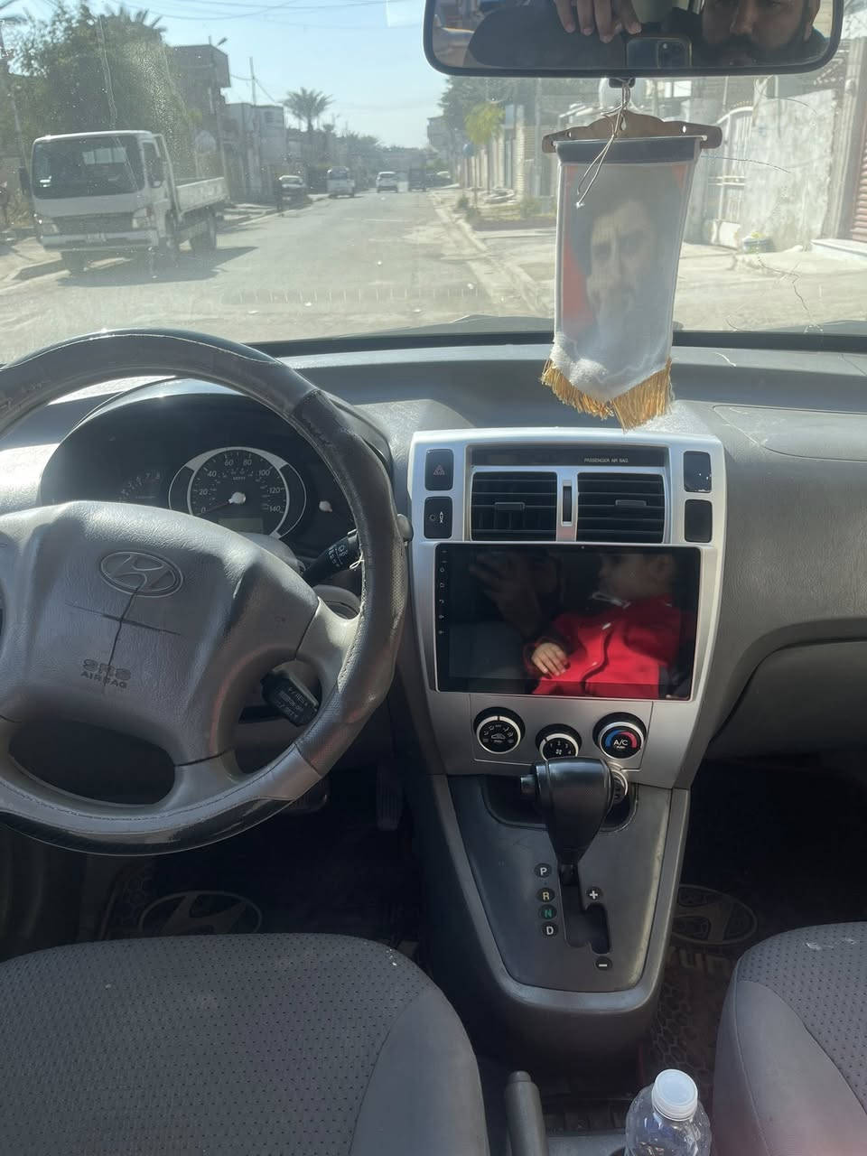 السلام عليكم توسان موديل ٢٠٠٩ باسمي تحويل ثاني يوم تبريد تخم تاير كير محرك مكفولات بيها ٣قطع صبغ موضح بالسونار سياره مذب عليها جاهزه خير من الله محرك الفين مرغوب مكاني بغداد الكماليه السعره ١٠٠بيها مجال رقم الهاتف ***********
