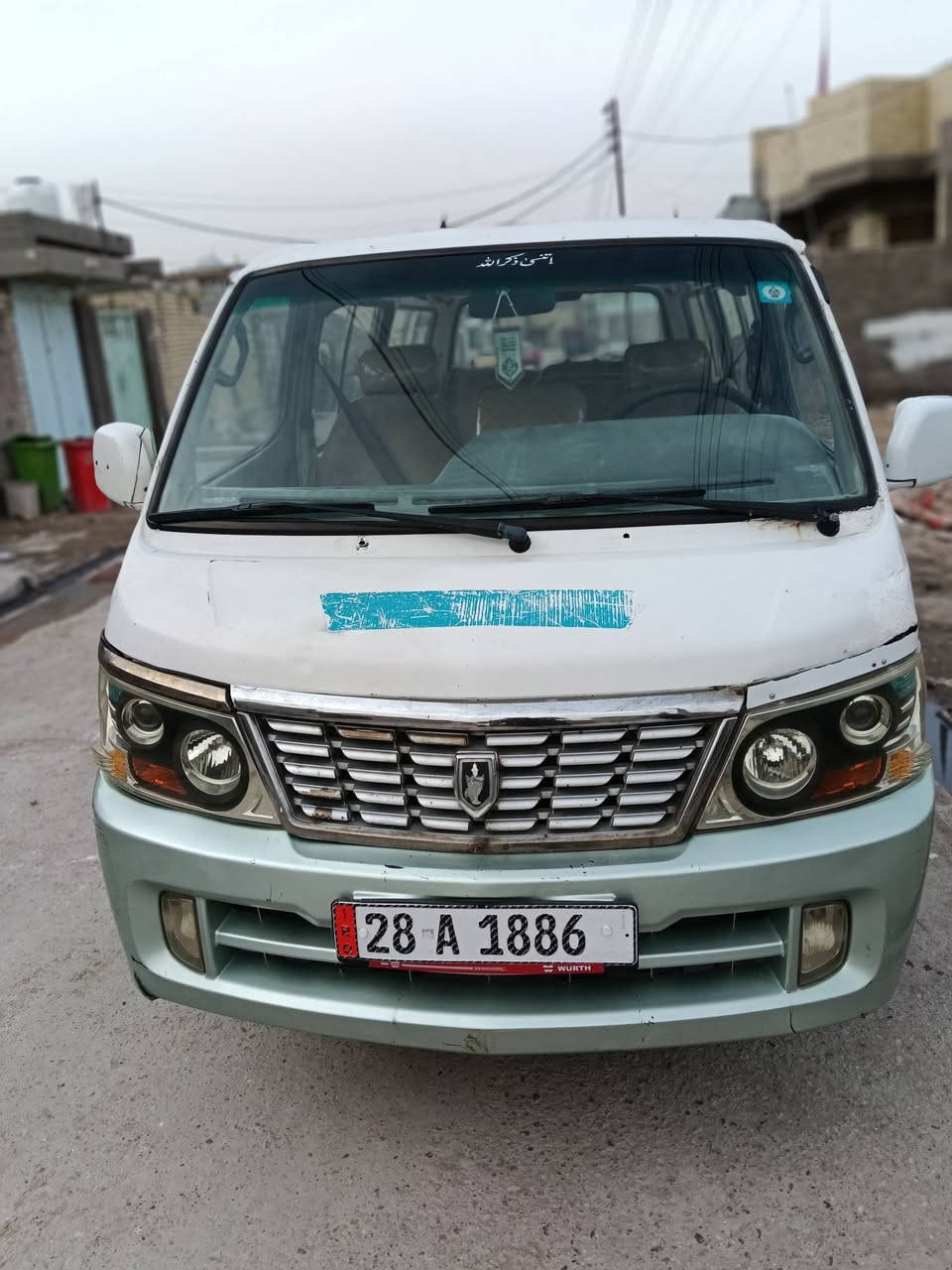 السلام عليكم فتون جنبي 2009 مكفوله من صبغ ومن ضربه بيها بارد كد شبر شاصي مكفول اكسن كير مكفول مكينه خير من الله حداديه كل جديد مشط باور جديد صار يومين شادينها رقم دولي جديد تخم تاير جديد السعر 52وبيها مجال العنوان بغداد الرقم ***********
