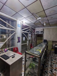 مكتبة جاهزة • مقابل ثانوية الزوراء • محتويات كاملة