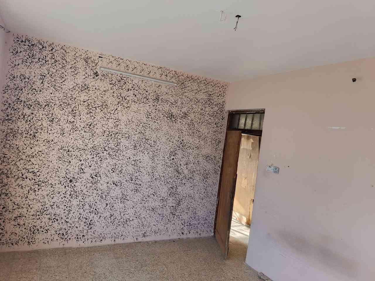 شقة لليجار حي صديق ***********
