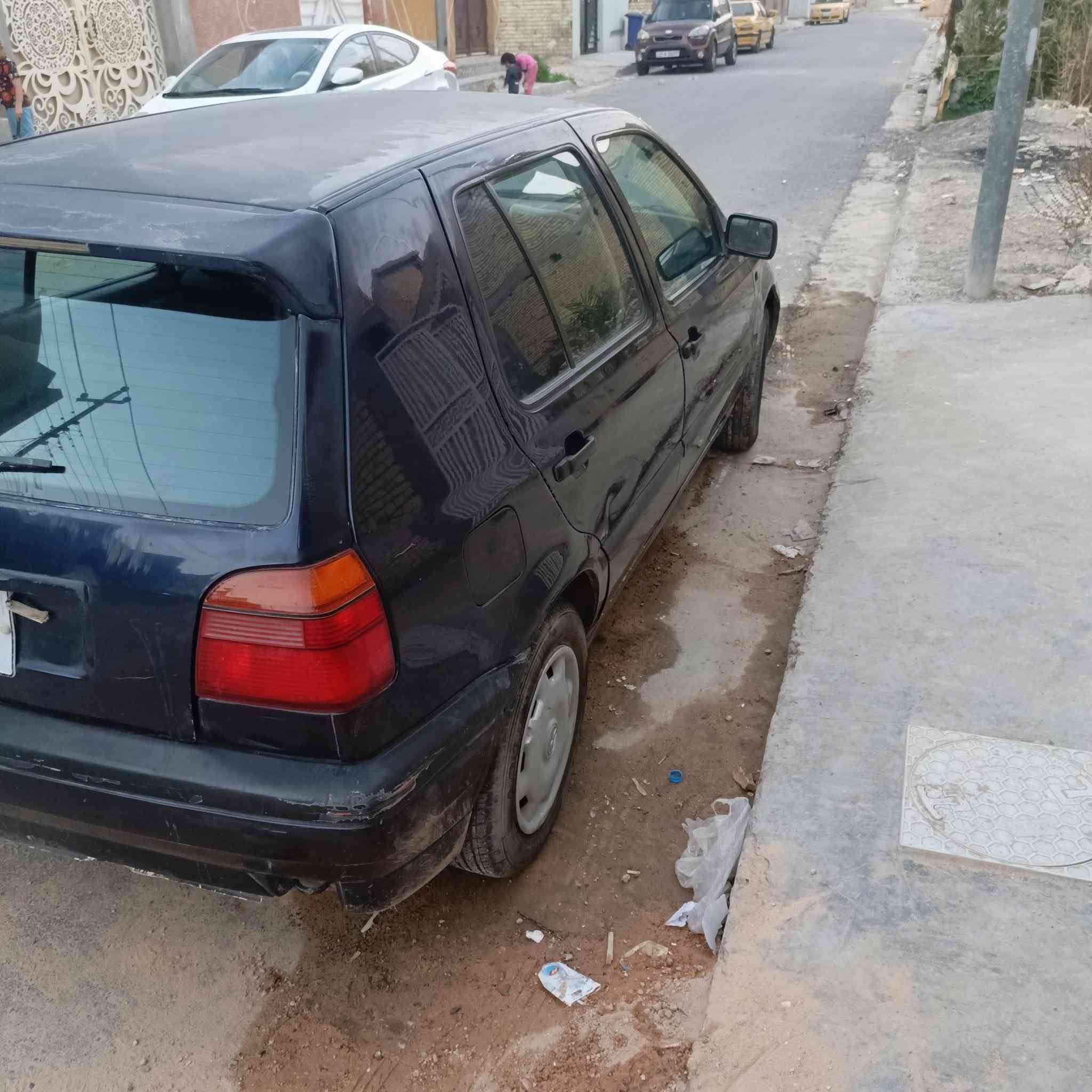 كولف موديل ٩٢ مكينه ١٦٠٠ قبغ اسود تبريد ثلج بيهة نواقص بسيطه سعر ٣٢ عنوان بغداد الثعالبة ***********
