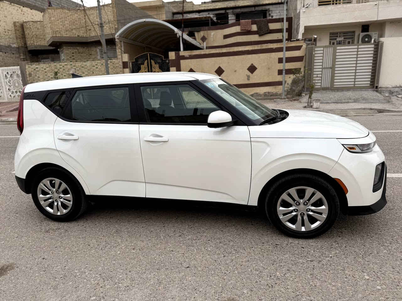 الهم صلِ على محمد وال محمد
كيا صول للبيع

موديل 2021

فئة السياره LX

محرك 2000دوش

رقم سياره بغداد تحويل ثاني يوم 

حادث السياره موجود بالمنشور

معروفه مواصفهات LX 

مكان السياره كربلاء المقدسة 

ماشيه 21 الف ميل 

سعر السياره 154 وبيها مجال

رقم:***********
