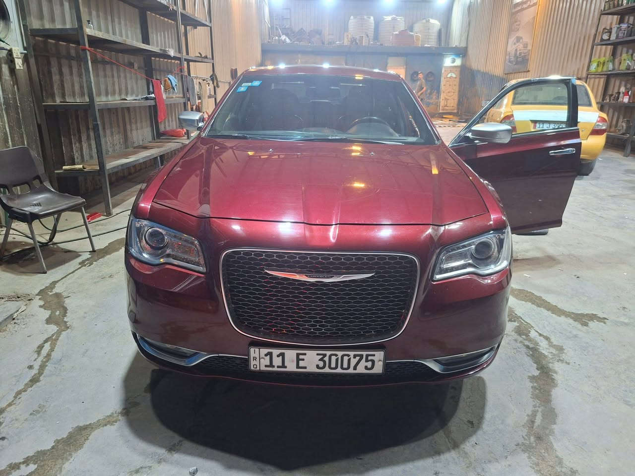 اوباما موديل 19 خليجي لون كرزي نوع C بلاتنيوم فول مواصفات 1/1 كل المواصفات بيها بس رادار ماكو رقم بغداد ماشية 80 الف كيلو مكفولة من ضربة وصبغ وتبديل وكير ومحرك بيها بارد جاملغ خلفي جهة السايق السونار بالمنشور مكانها بغداد  
***********
اتصال او واتساب
السعر 265$

