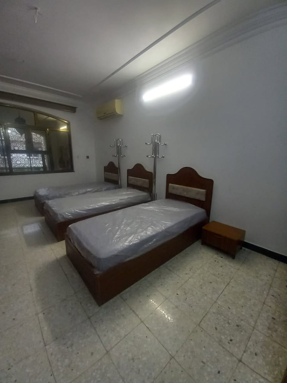 للبيع اربيل 
تخم و ٢ tv  سبلت ٢ طن و نص و ثلاجة  
اذا شراي كامل احسن


**إذا كنت صاحب هذا الإعلان وتريد حذفه لأي سبب، رجاءا أرسل رسالة إلى الدعم الفني**