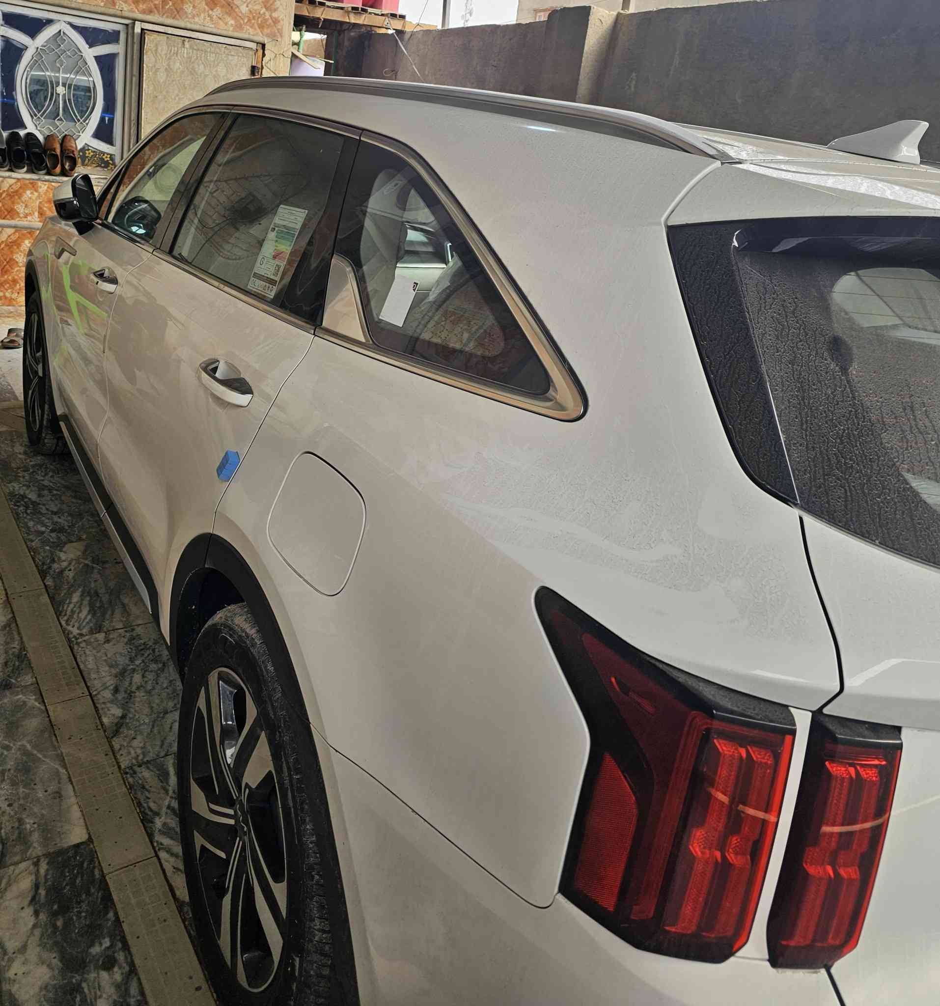 سورنتو 22كفاله ماشيه 90سعر256بي مجال قليل  رقم ***********
