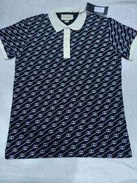 ملابس • متوفر • للبيع