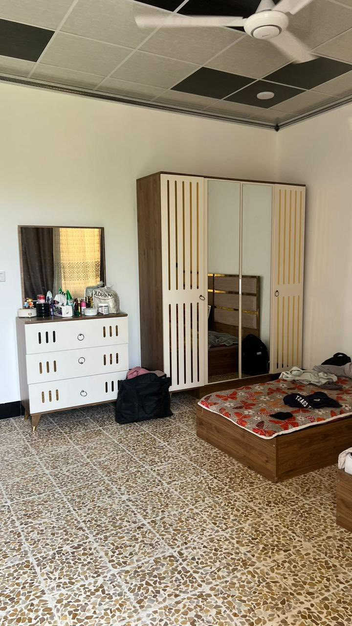 سلام علیکم شباب
✅ من رخصه الادمن

✅ بيت للبيع حي السماح قرب مدرسه کویتیه سابعه 
✅طابو زهور بسمي البيت تحول مباشر
✅. مساحه 100 متر
✅طابق الاول غرفه وصاله واستقبال حمام ومطبخ
 ✅طابق الثاني غرفه وصاله كبيره وحمام 
✅البيع داعي السفر 
غير متواجت على فيس تصال عل

  ابو مصطفى ***********
