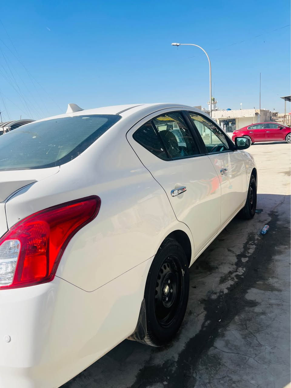 نيسان سني 2025 مصري  
ماشية 30 الف
فول مواصفات 
تبريد قطعتين 
شاشة جبيرة 
جام كهرباء باسمي 

💎 ســعــر ✅ ::  122 وبيها مجال قليل📮

اشاير بالمري 
تحويل ثاني يوم 
كفالة بيها بس الداير الخلفي جوه قبق البانزين صبغ اثر شخوط
مكاني البصره

 وهاذ رقمي *********** البصرة, العراق
