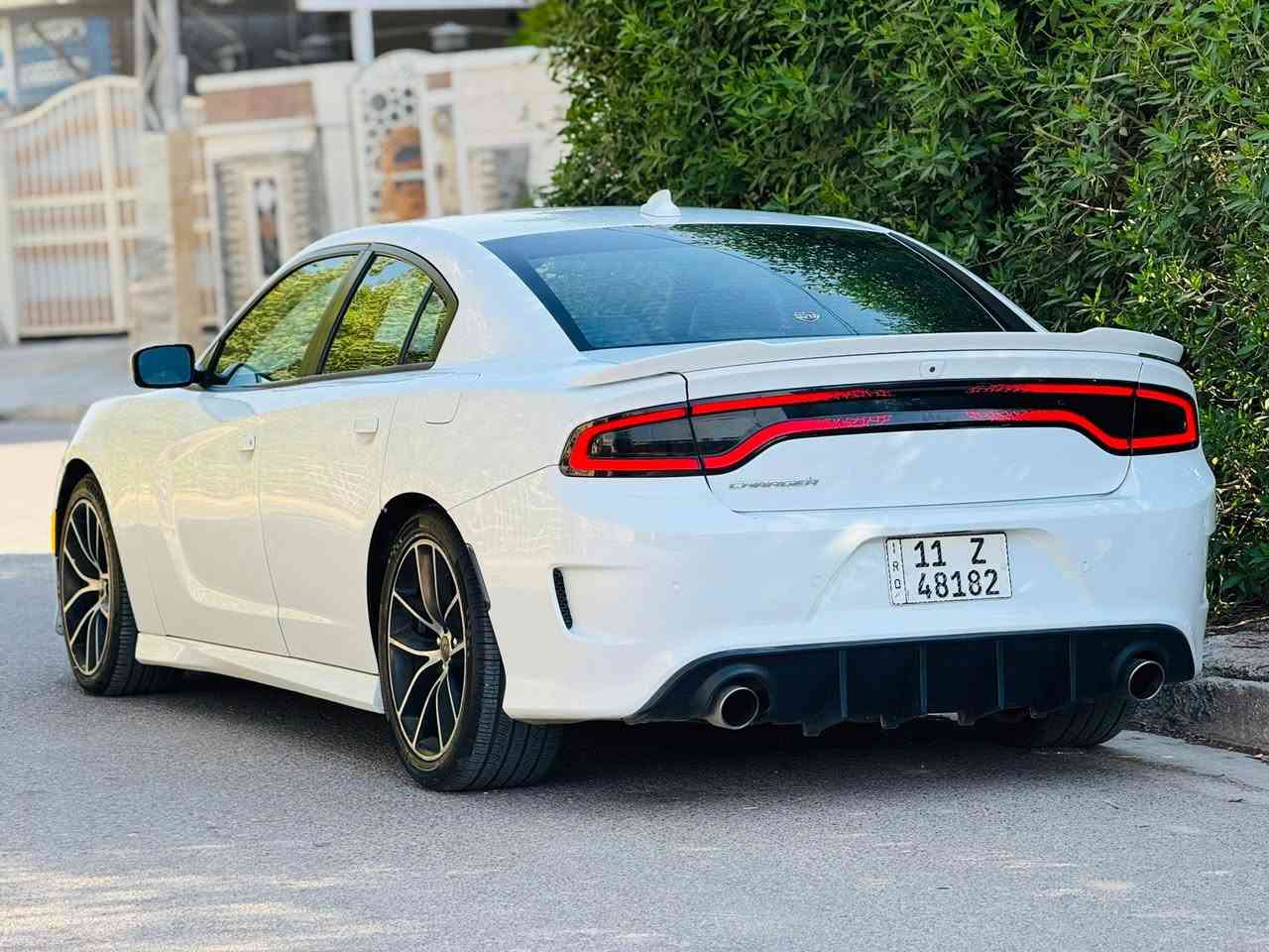 سلام عليكم. خاص. مغلق. رجاء. نصال وبيع فقط
جارجر. موديل. 2019. اصل. بسمي رقم بغداد
صور. حادث. مرفق بنيد وبداية   بدون يرباك
مكان.  بغداد  ***********.  السعر 163 $
كير محرك حدادة. تايرات. كفالة جاهزة من كلشي
موصفات. كامرة. شاشا. كير طيارة حساس خلفي
امامي. تحكم ربع. جهات. بصمة ابواب صندوق
كوز. سرعة مثبت.سرعة كشنات جلد كشن كهرباي
شفتات. ستيرن ويل كروم رادار. جانبي تبريد قطعتين

