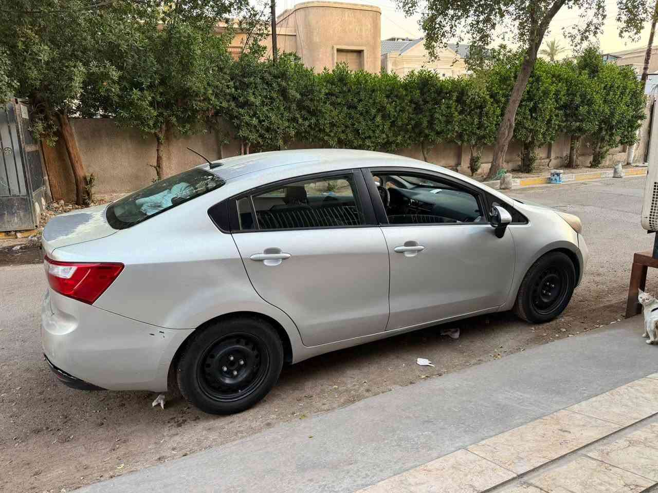 السلام عليكم كيا ريو 2013نظيفه گير مكينه تبريد خير من الله بأسمي السعر 70وبيه مجال المكان بغداد حي الجهاد الرقم ***********
