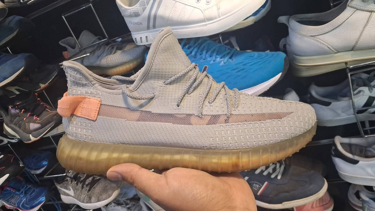 ا
السلام عليكم 

احذية باله اصليات

سعر  15الف

مكاني بغداد شارع حيفا 

نزله ملعب نادي الزوراء مقابيل معمل ثلج

يوجد توصيل للكل ***********
