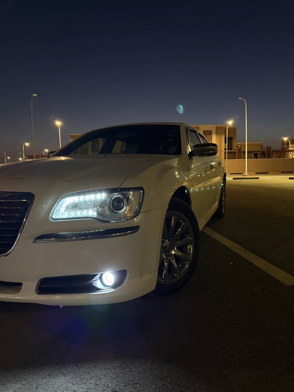 السلام عليكم
اوباما 2011 مكفوله كفاله عامه ما عده شبر باب السايق صبغ انا سويته بيدي اثر خياس الباقي كفاله من البارد ولدحجه ولزلوغ السيارة جداً جديدة استعمالي الشخصي حدادية تخم تاير جديد رقم بصره   رايدها ب 170 وبيها مجال  الما يعجبه السعر رجاءً لا يعلق للاتصال *********** عنواني بصرة
