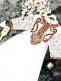 ملابس • انستقرام • حجز