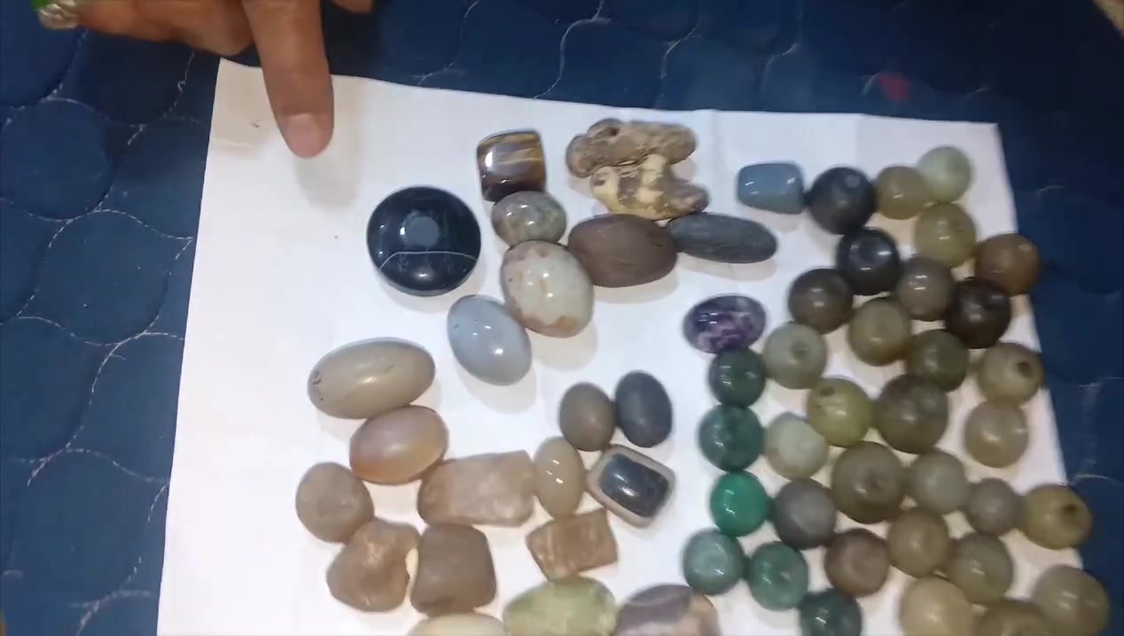 السلام عليكم مكلف بالبيع لطفا 
 احجار موضحه بالفيديو بيع شلع لاعلى سعر


**إذا كنت صاحب هذا الإعلان وتريد حذفه لأي سبب، رجاءا أرسل رسالة إلى الدعم الفني**
