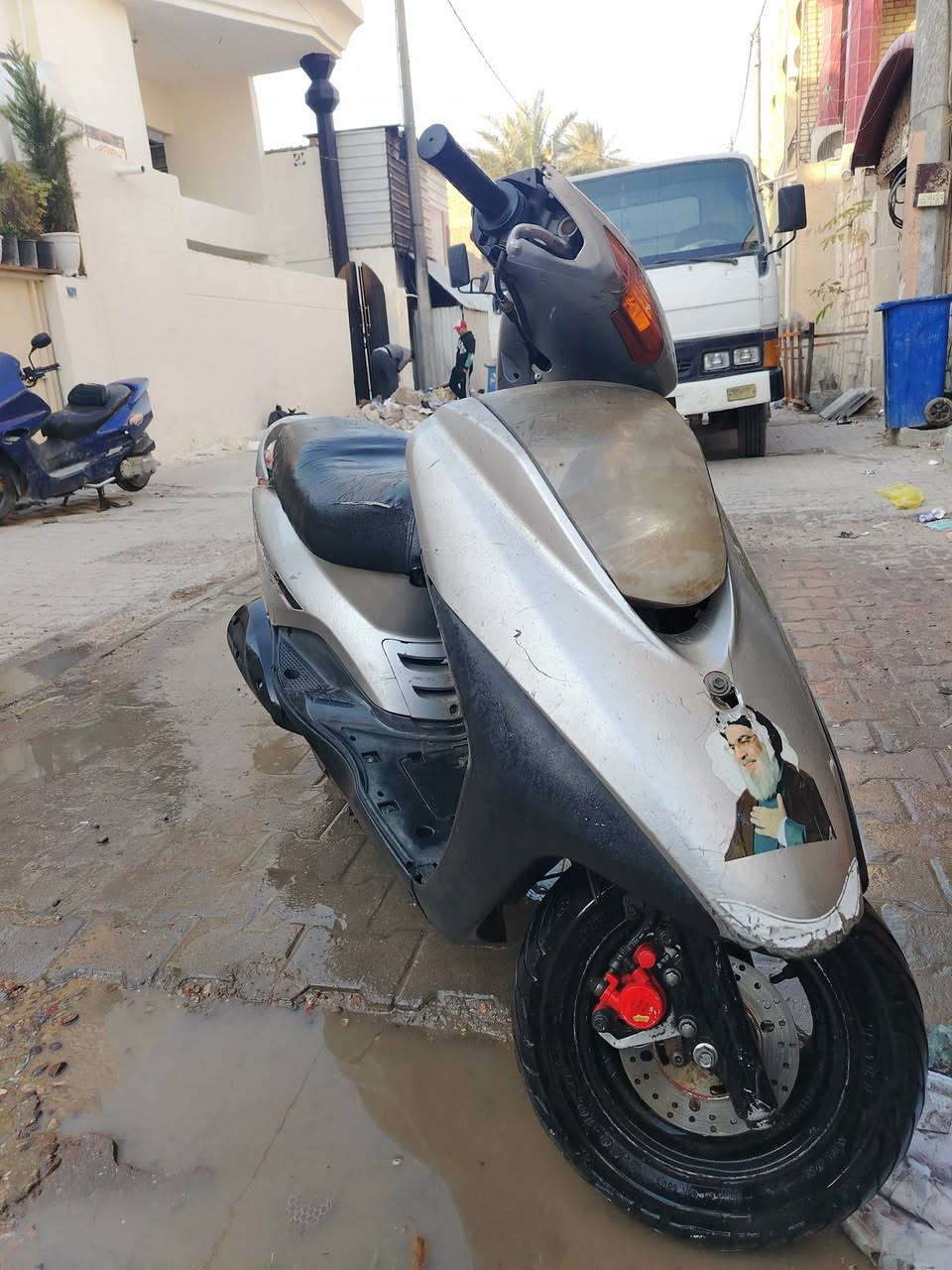 سلام عليكم بريز للبيع مستعجل لاستفسار اتصال برقم ***********
