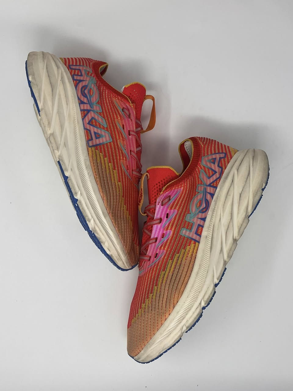 هوكا باله لون ناري  مميز جدا
فيتنامي قياس   يلبس ٤٠،٤١،  القطعه عجينه وبدون وزن بالعافيه عل ياخذهه سعرهه ٢٥ الف دينار  ويوجد توصيل


**إذا كنت صاحب هذا الإعلان وتريد حذفه لأي سبب، رجاءا أرسل رسالة إلى الدعم الفني**