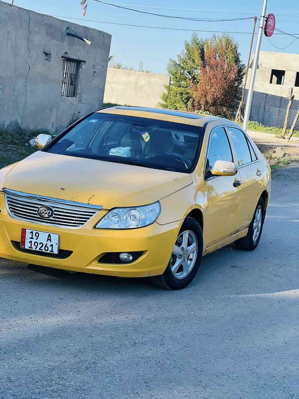 السلام عليكم!!  بي وايديf6. للبيع    فقط
رقم كربلاء بأسمي مصفره هيئه وغرامات كير ومكينه وتخم تاير وحداديه قبل شهرين بدلتهن ادامه كامله سويتله. !! تدفئهً و تبريد ثلج  
رايده ب  ٣٣  وبيه مجال بسيط مكاني صلاح الدين بلد 
***********  ممتواجد ع النت
