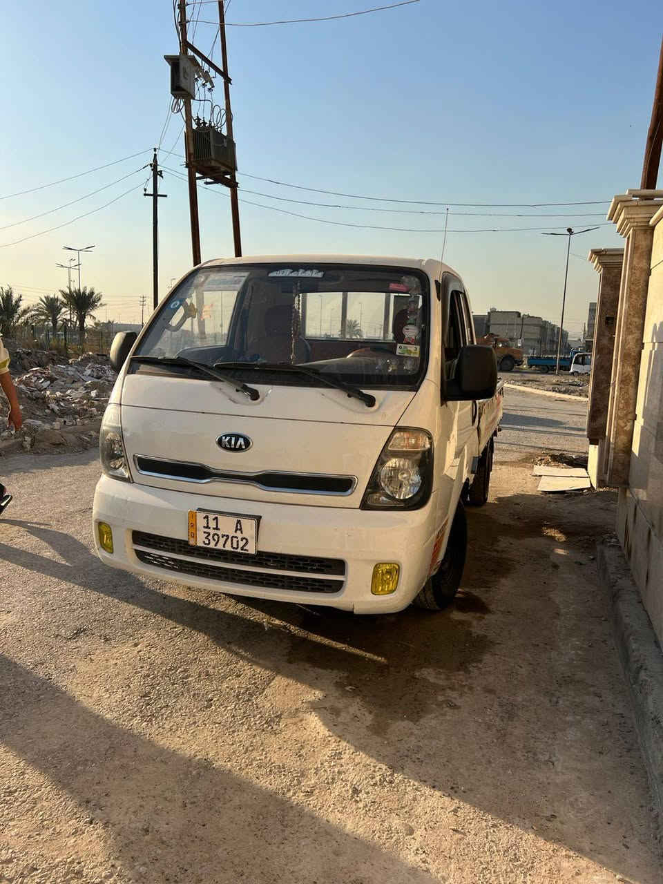 السلام عليكم سياره كيه للبيع موديل 2017رقم بغداد نكليزي سياره مكفوله كير محرك إكسل مكينه الفين وسبعميه.  تحويل مباشر ***********ملاحضه اريد تحويل
