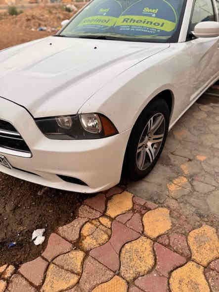 سلام عليكم جارجر 2012 بسمي تحويل ثاني يوم سياره جديده متعوب عليهه حادث جاملغ وبنيد  
بارد بالبيبان بارد بل هلال جاملغ الخلفي كير مكينه اكسل حداديه جديد مكينه 2017 مكاني بغداد 145وبيه مجال كلش قليل 
ه*********** مكلف بل نشر
